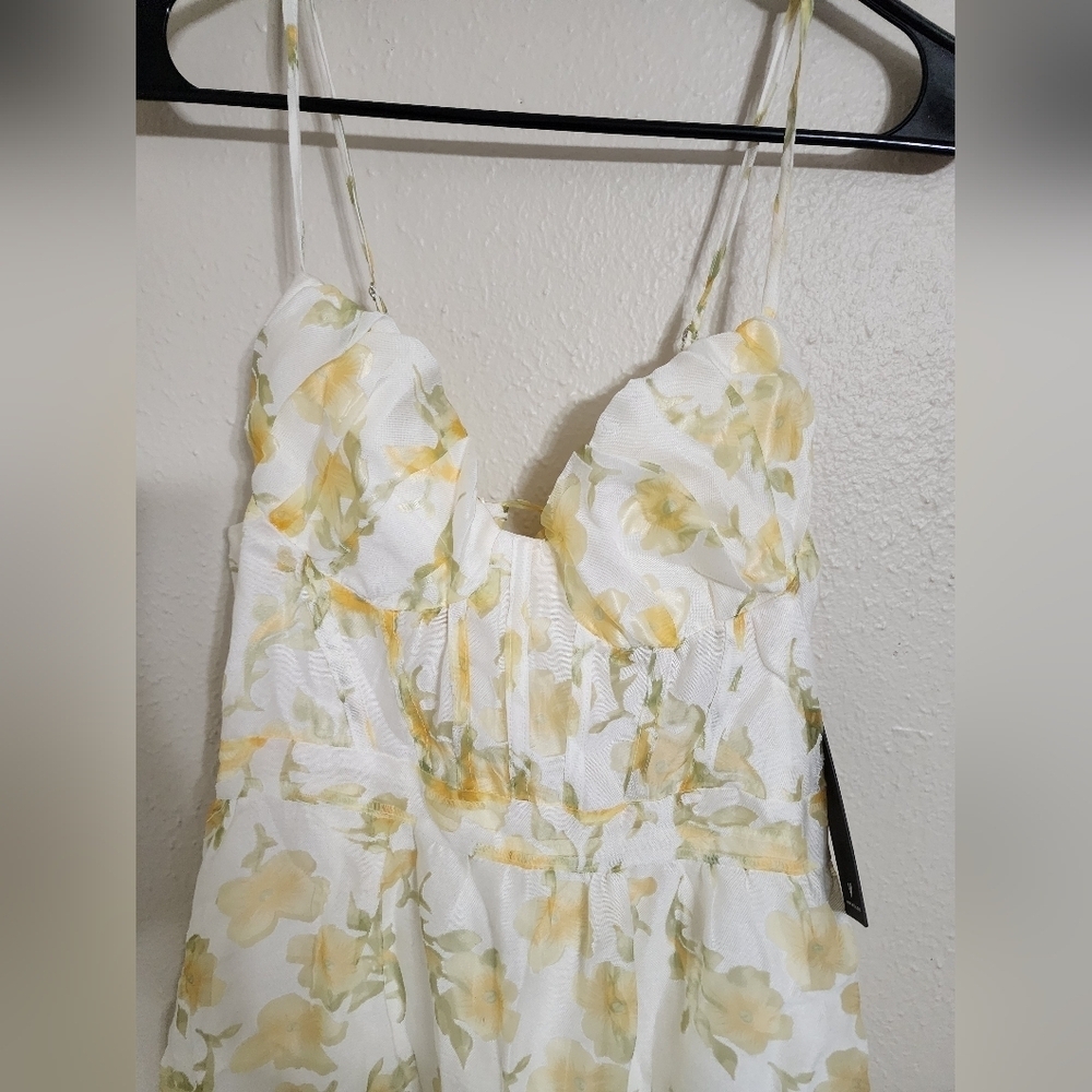 Lulus Gorgeous Occasion Cream Floral Burnout Lace-Up Tiered Maxi Dress M Wedding - Picture 8 of 13